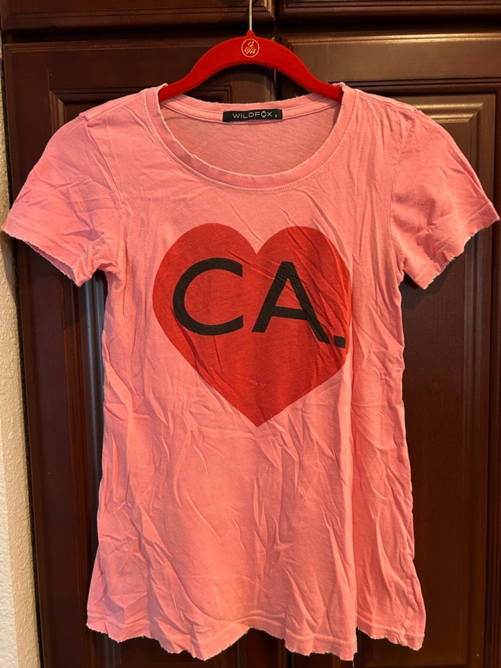 Vintage early 2000s Wildfox Pink Tee with Red Heart CA Graphic